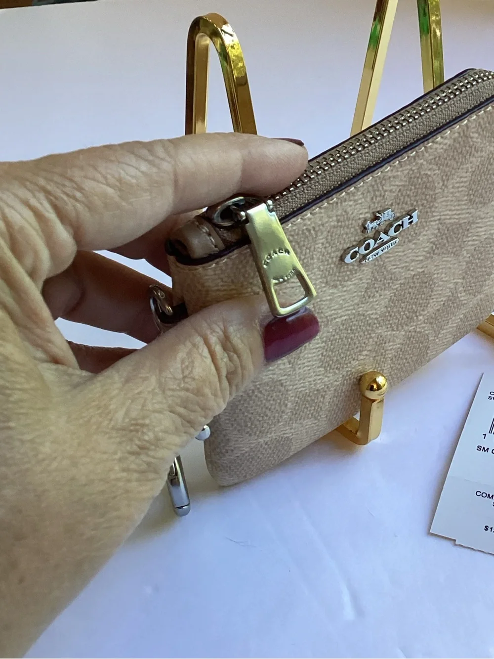 Coach Small Zip Wallet in Beige Signature Canvas NEW, NWT